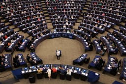 European Parliament to Spice Up Debates with Blue Card Challenge