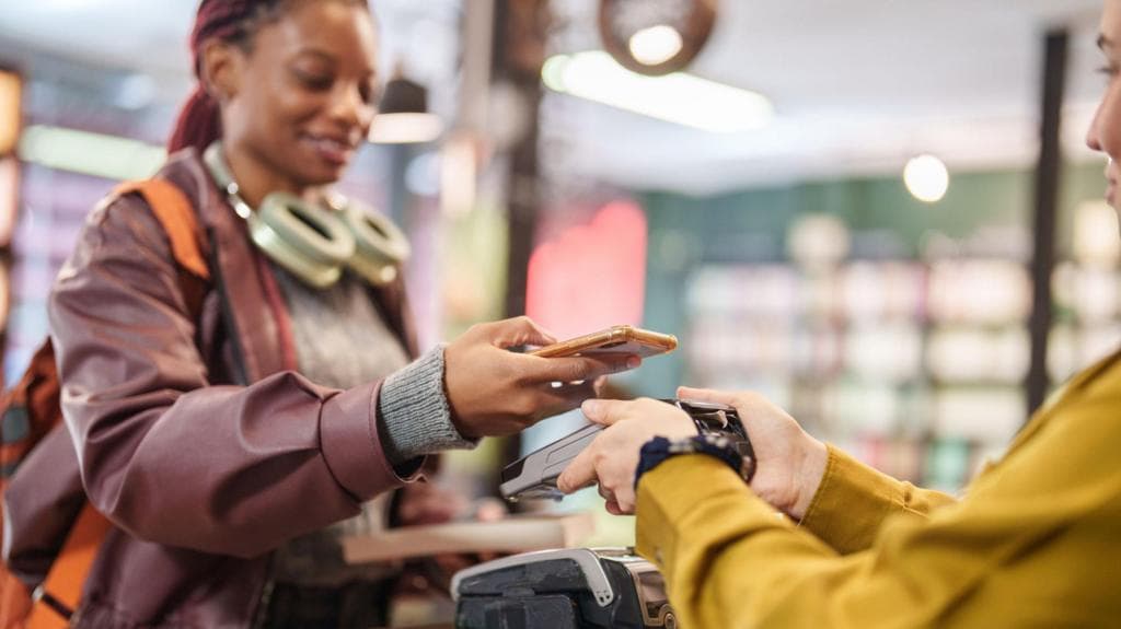 UK Economy Defies Odds with 0.6% Growth to Start 2023